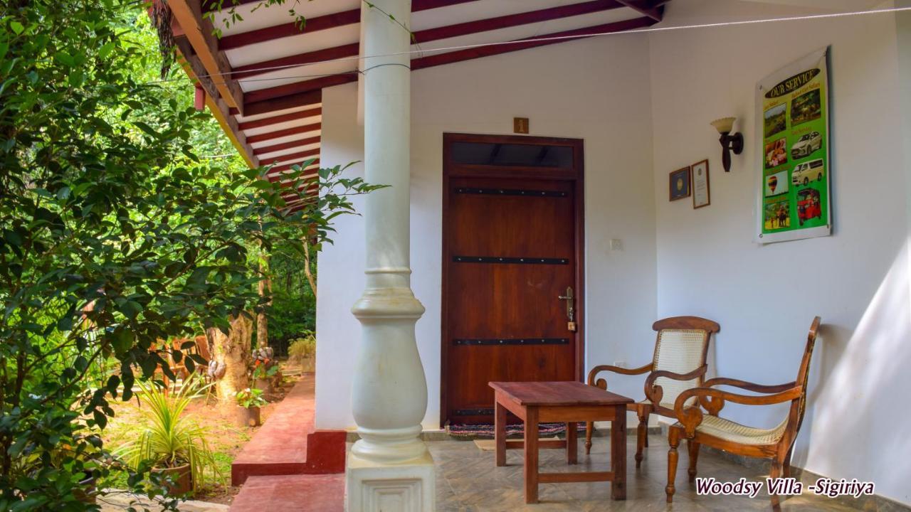 Woodsy Villa Sigiriya Buitenkant foto